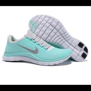 Nike free runs (Tiffany green)